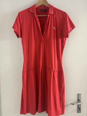 Hübsches Sportkleid (Golf) von Cervo