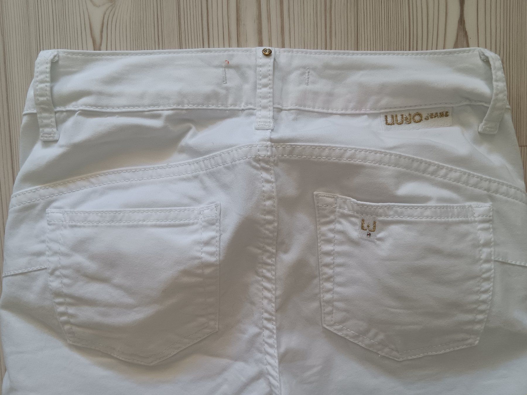 Liu Jo Jeans: LIU JO Jeans taille / Grosse 26 – Usato da Cossonay-ville venduto da Super-Price-Quality 6
