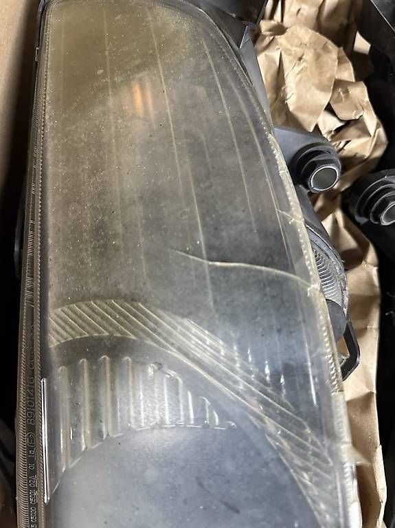 Fari: Saab 9-5 Xenonscheinwerfer  – Usato da Grenchen venduto da Berti672 2