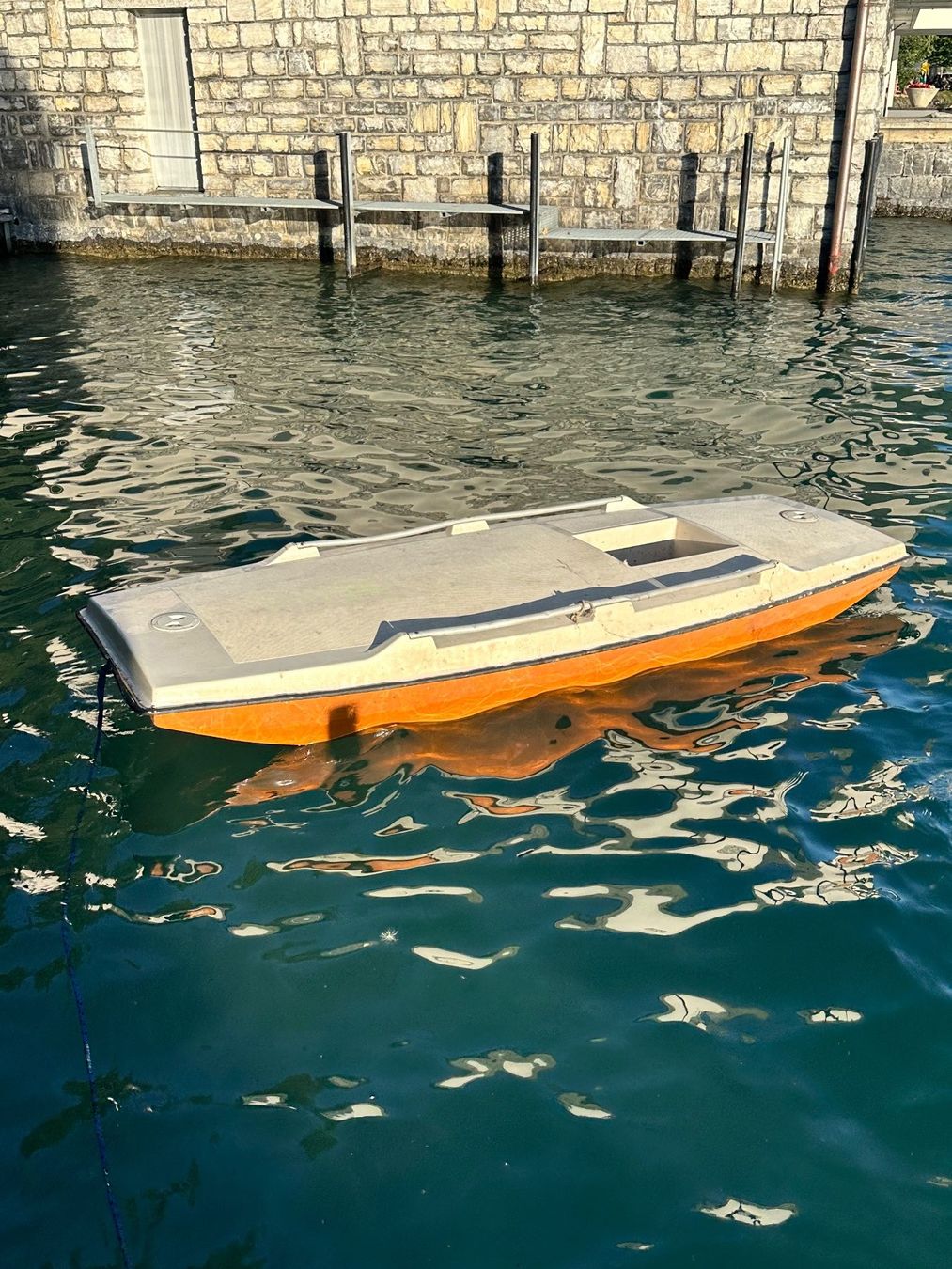 Barche: Klassisches Badeboot/Ruderboot,  weissorange, 3 x 1.15 Meter – Usato da Bern venduto da Popeye1 3