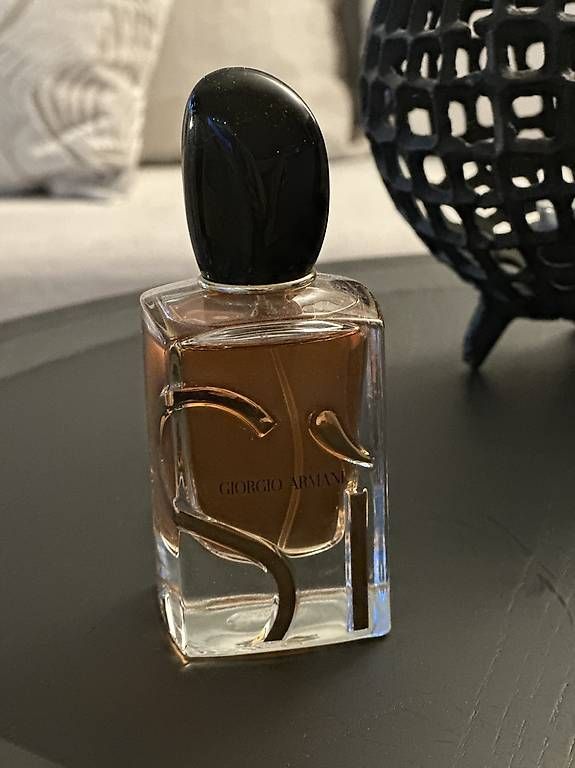 Armani Profumi & Eau de Toilette: Armani Si Intense EdP 50 ml – Usato da Würenlos venduto da avauva