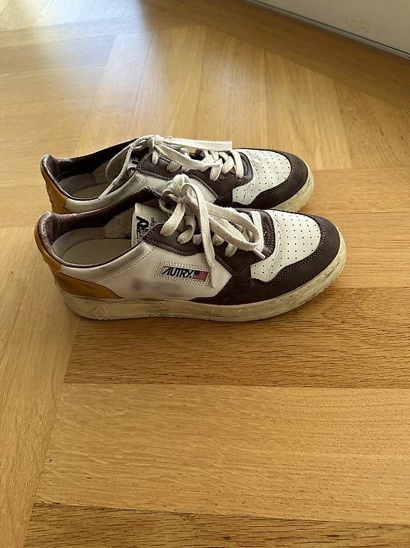 Scarpe da uomo: Autry 42 – Usato da Pully venduto da tarra26 1