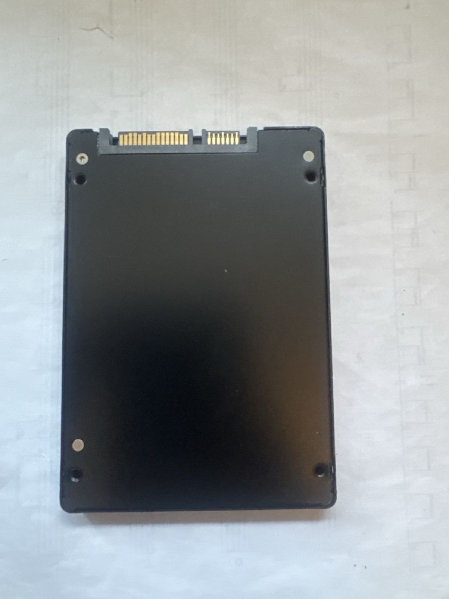 Cartes mémoire: SSD – D'occasion à Le Noirmont par mat_9dtx 1