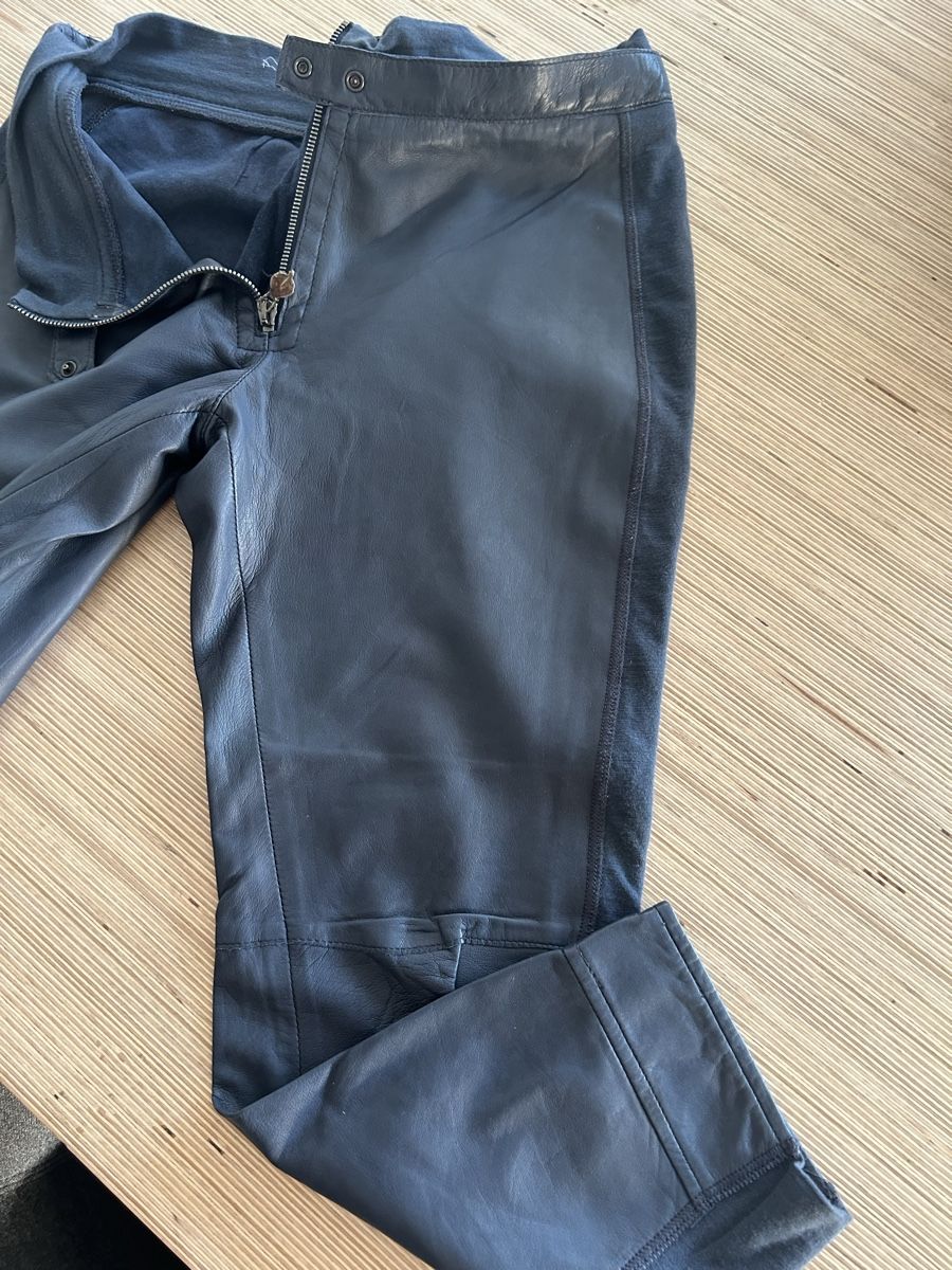 Pantaloni: LEDERHOSE – Usato da Erlenbach ZH venduto da Xe01 1