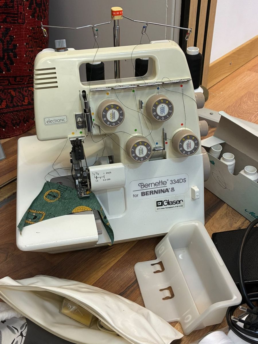 Bernina Nähmaschinen: Bernina bernette 334ds Nähmaschine  – Gebraucht aus Füllinsdorf von Rollex 2