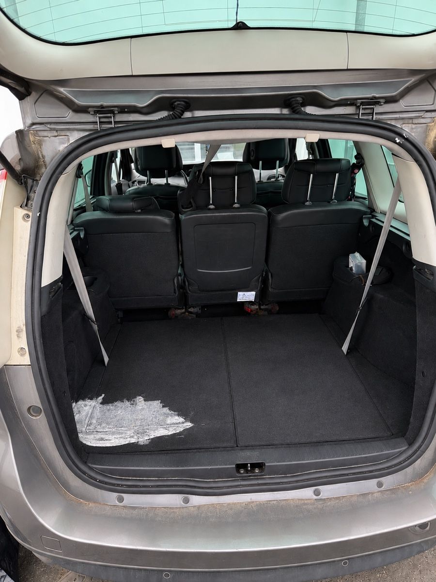 Renault Automobili: Renault Grand Scenic 7 Plätzer – Usato da Biel/Bienne venduto da dan_p7vk 1