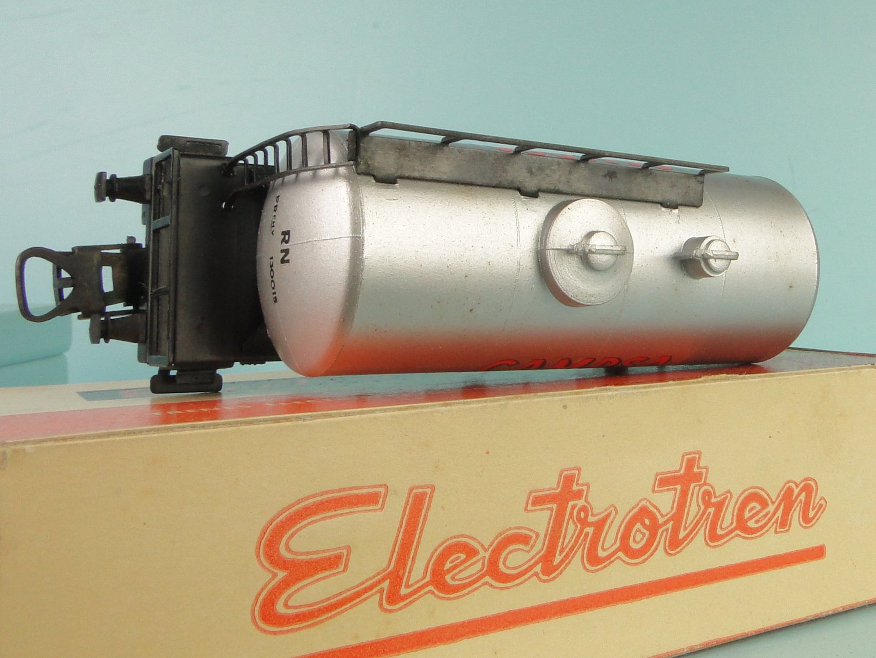 Modellini di ferrovie: Electrotren 1105/10 H0 Renfe Campsa – Usato da Bülach venduto da cann11 3