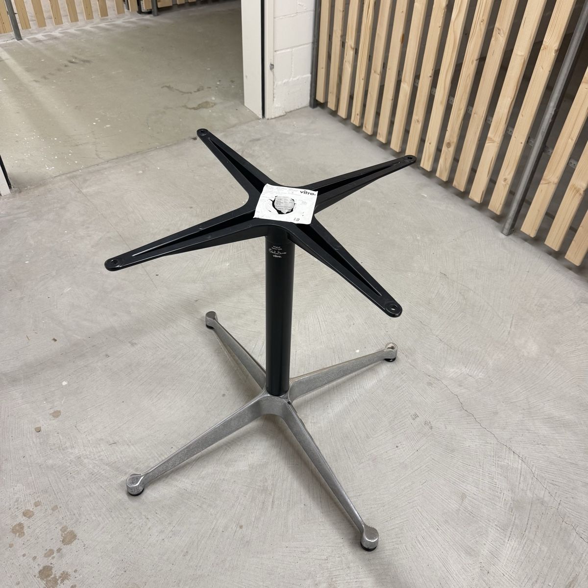 Vitra Tavoli: Vitra esstisch – Usato da Zürich venduto da CS1097 1