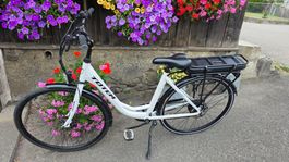 E-Bike City ROXY weiss für Damen im TOP Zustand