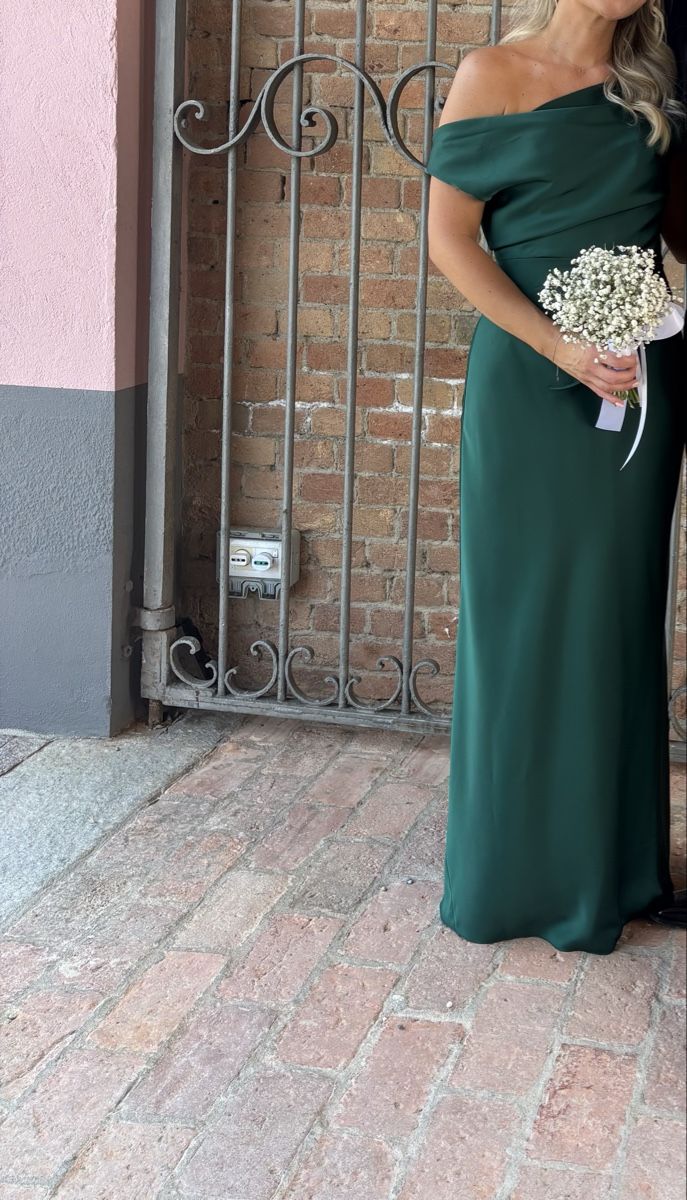 Kleider: Long dress – Neu (gemäss Beschreibung) aus Männedorf von cec_6vdr
