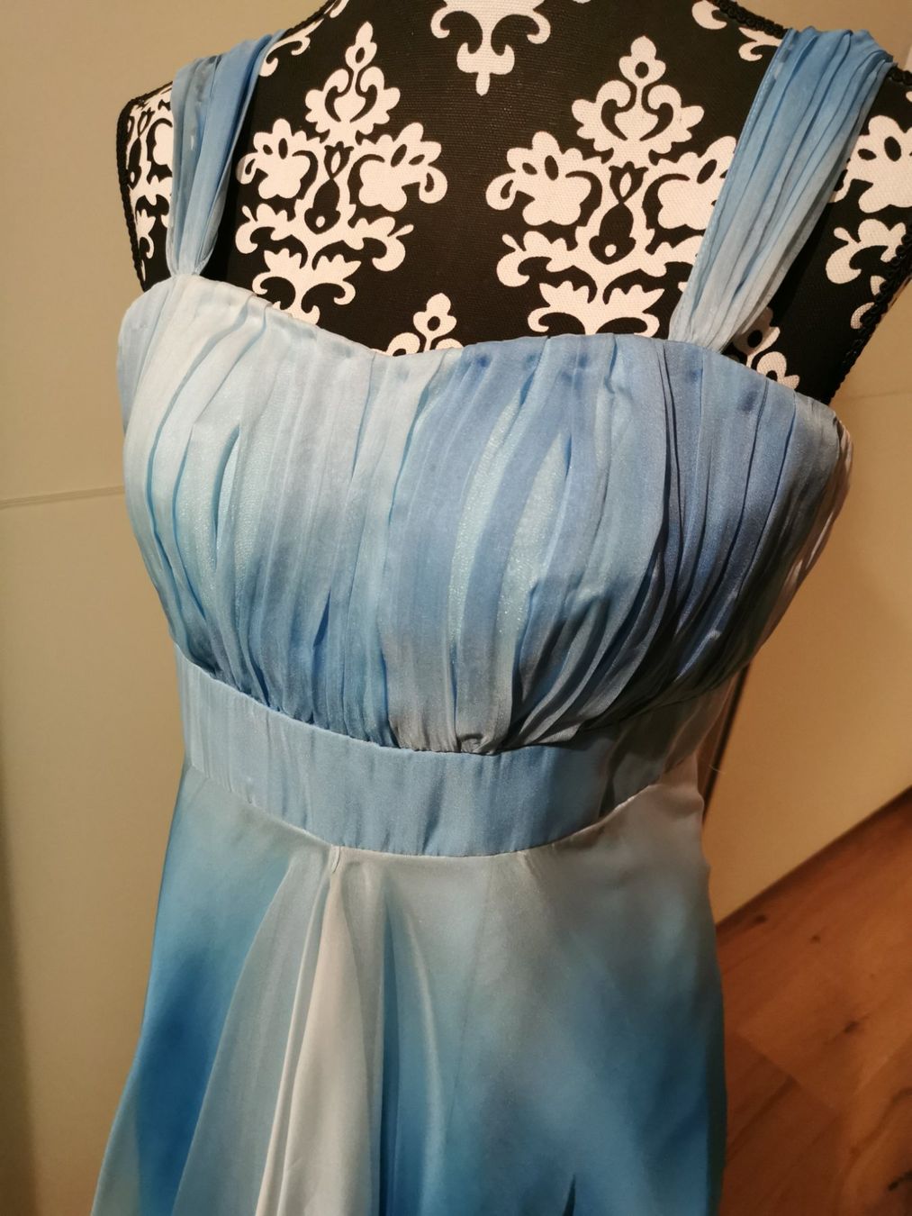 Robes: Traumhaftes Kleid – D'occasion à Menziken par Giulietta1 1