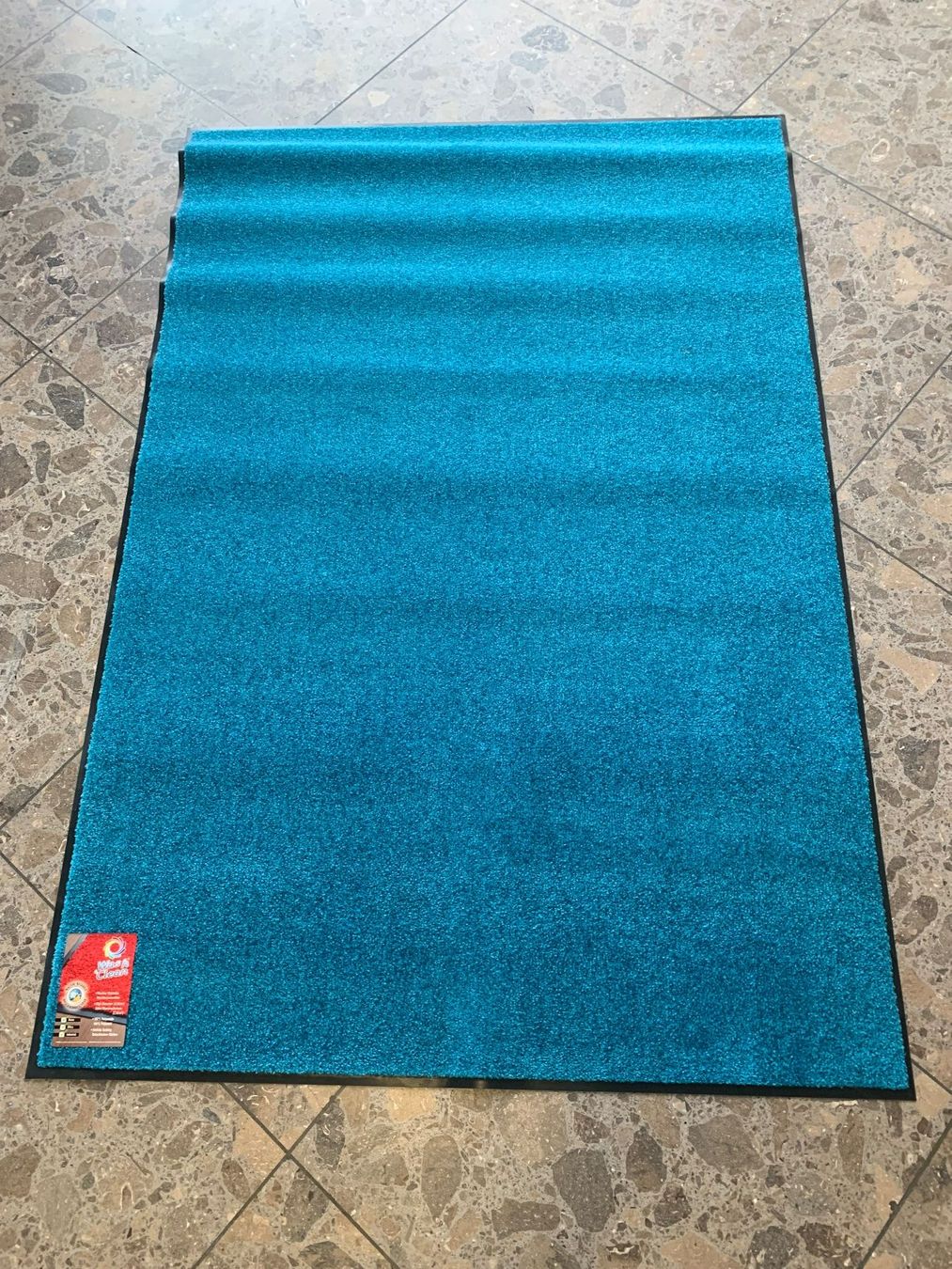 Tappeti: Schmutzfang-Teppich 120 x 178 cm, blau – Nuovo e nell'imballaggio originale da Altstätten SG venduto da hier-kauf-ich-ein