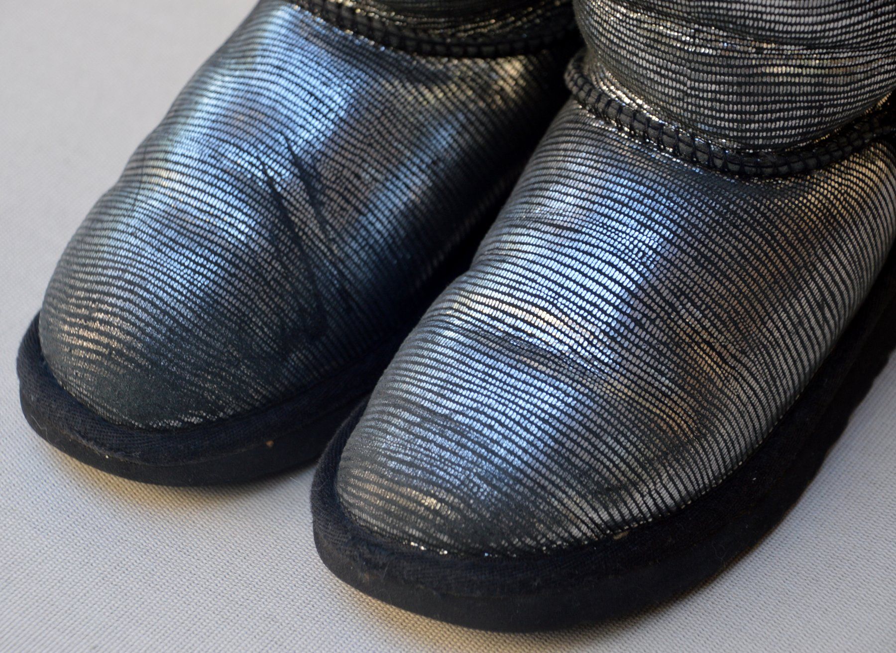 Ugg Scarpe per ragazze: Boots /  bottes UGG T Bailey Bow Lizard Toddler .32 – Usato da Collonges venduto da arashee 4