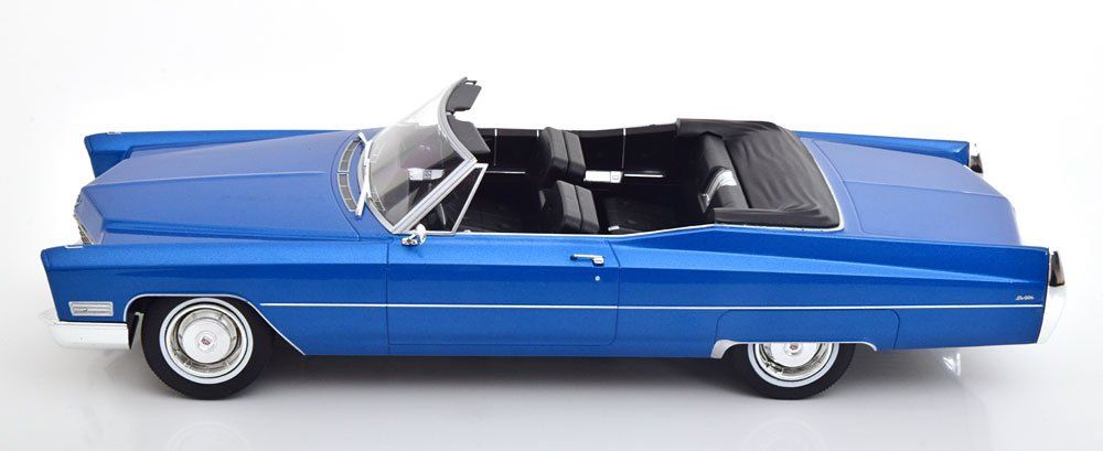 Cadillac Modellini d'auto: Cadillac DeVille Convertible 1967 dunkelblau met.      1:18 – Nuovo e nell'imballaggio originale da Gerlafingen venduto da espero88 2
