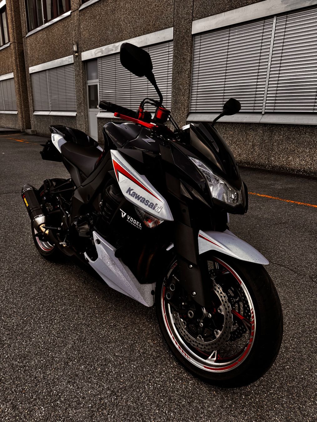 Kawasaki Strada: Kawasaki Z1000 frisch Mfk 24.06.26 – Usato da Zürich venduto da libing 6