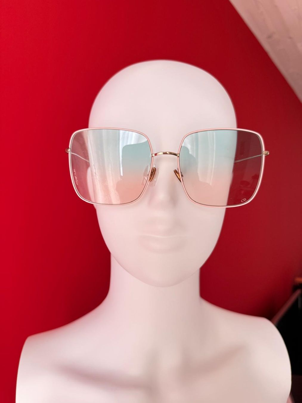 Dior Lunettes & Verres: Dior Gold Tri Color Gradient – D'occasion à Oberarth par SSS.