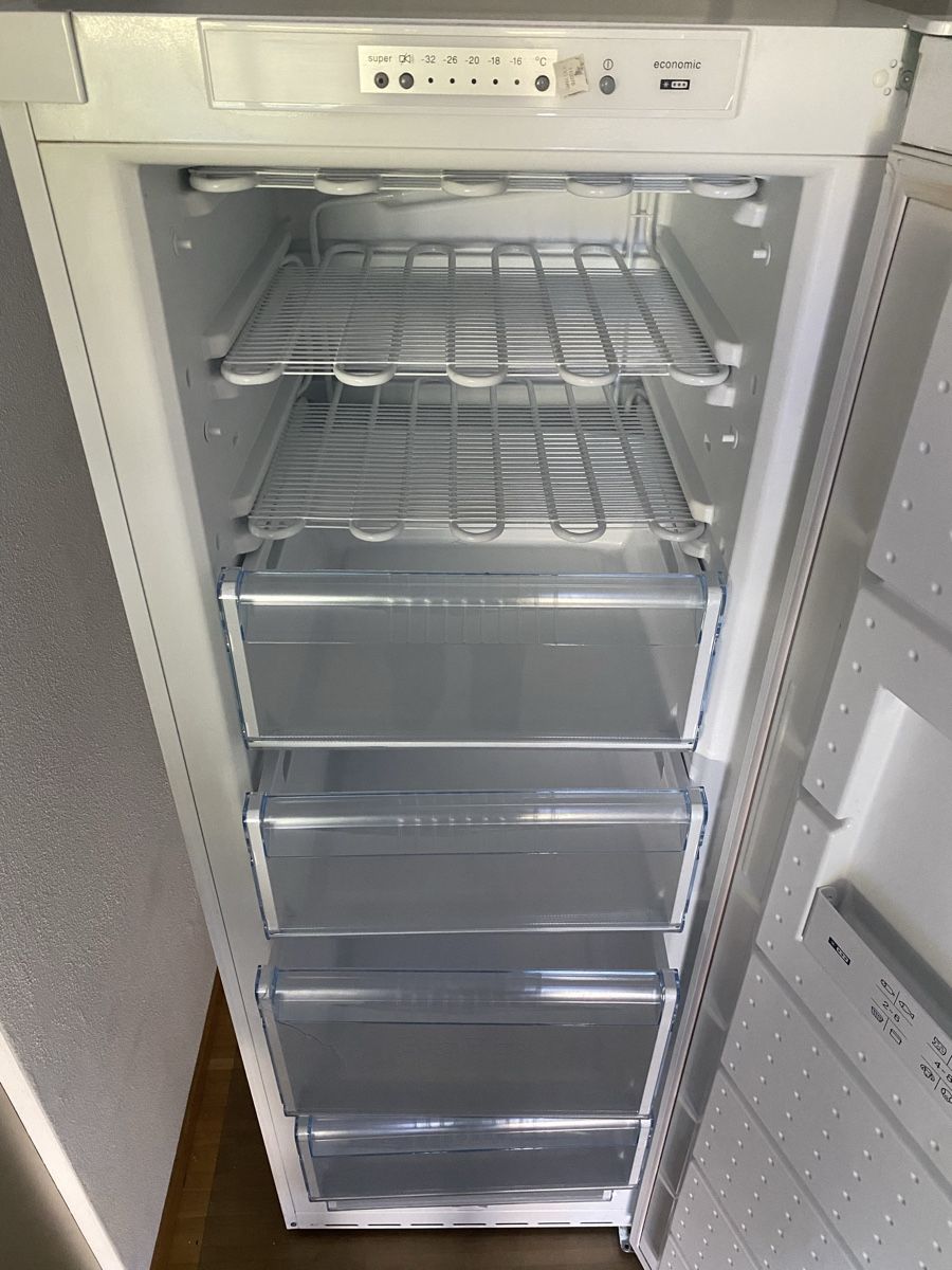 Gefrierschrank: Bosch Gefrierschrank A+ – Gebraucht aus Kriens von cna_56xl 4