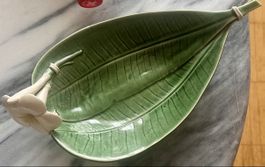 Dekorative Schale Blatt mit Blumen Keramik grün weiss 30cm