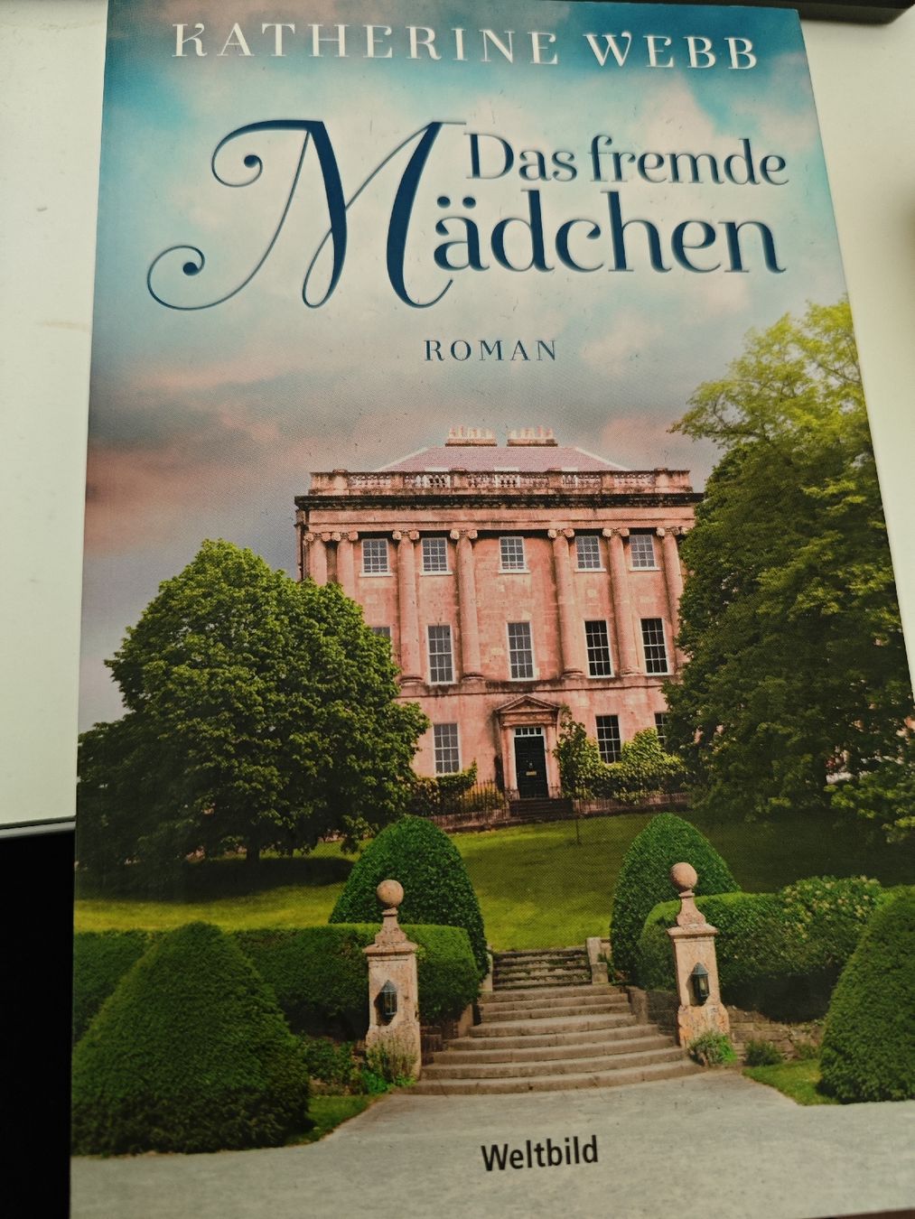 Libri: Das fremde Mädchen  – Usato da Bendern venduto da PetraN01