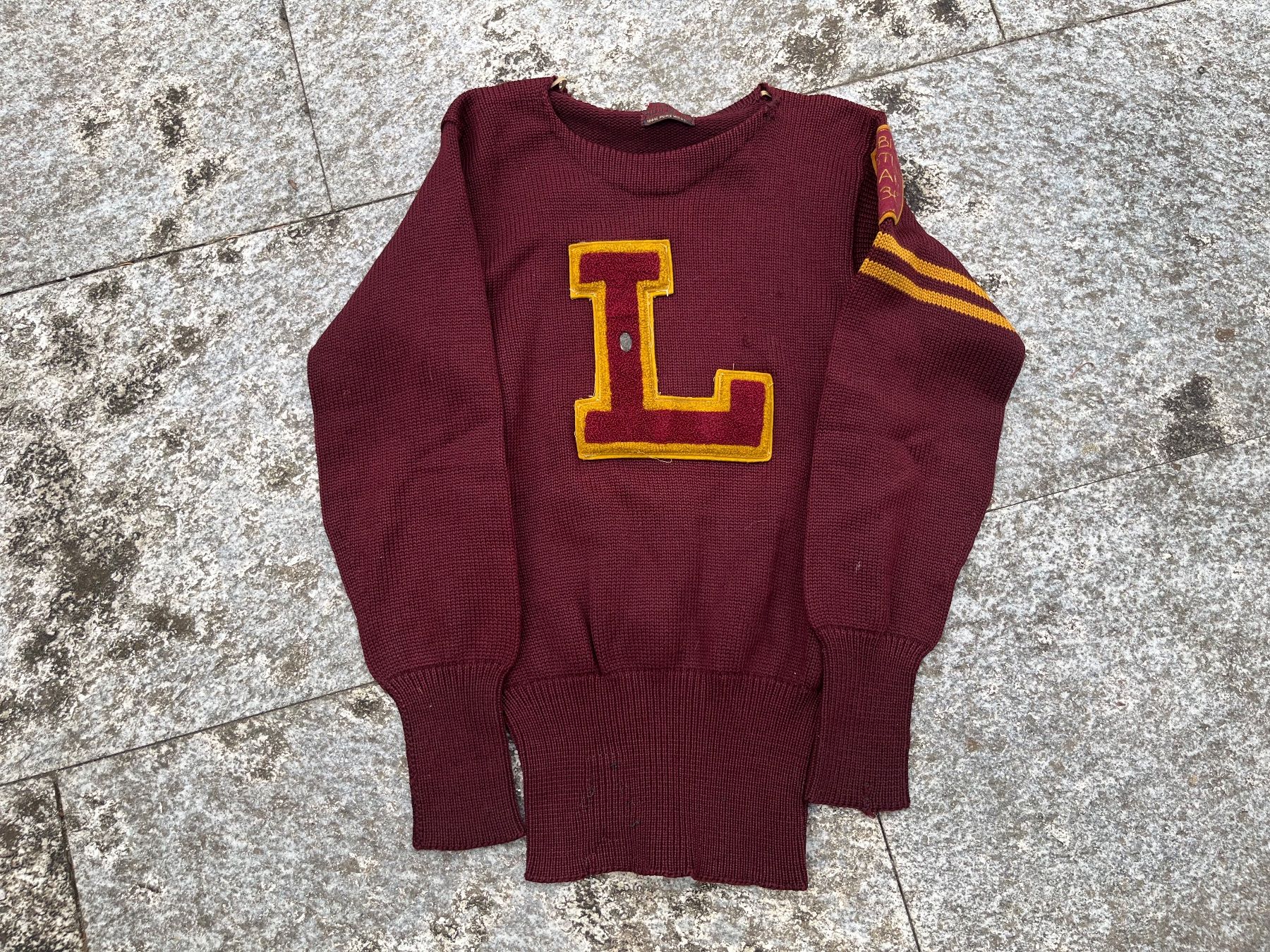 Pullover & Sweatshirts: Vintage 1930er Sweater Pullover Wolle College – Gebraucht aus Bottmingen von Puffsack