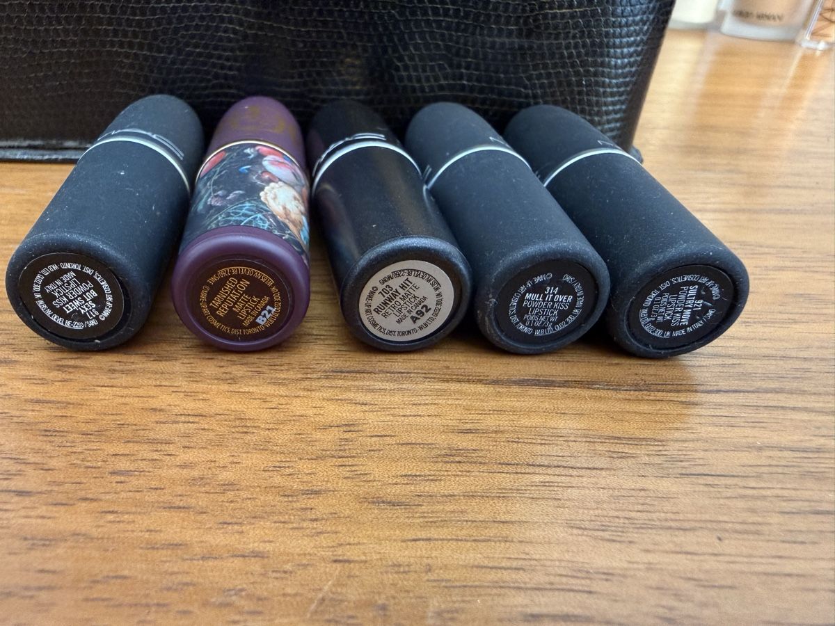 Mac Cosmetics Make-up: MAC Lippenstift Set, verschiedene Farben – Usato da Zürich venduto da pinish 1