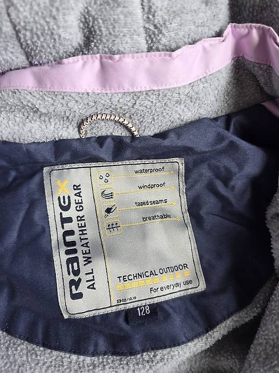 Giacche & Cappotti: Winterjacke Mädchen, Grösse 128 – Usato da Tägerwilen venduto da pre_tpc6 1