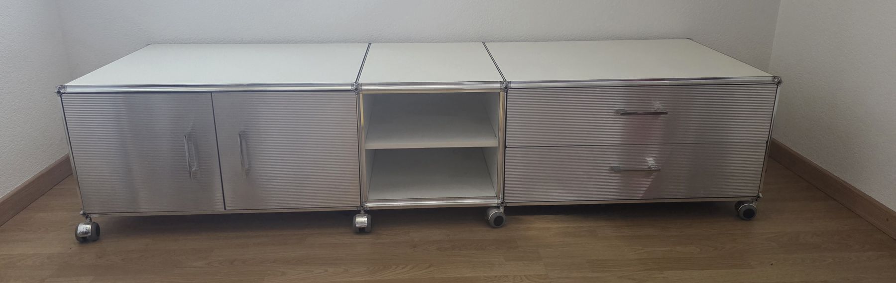 Cassettiere: Sideboard ARTMODUL – Usato da Burgdorf venduto da Handera 1