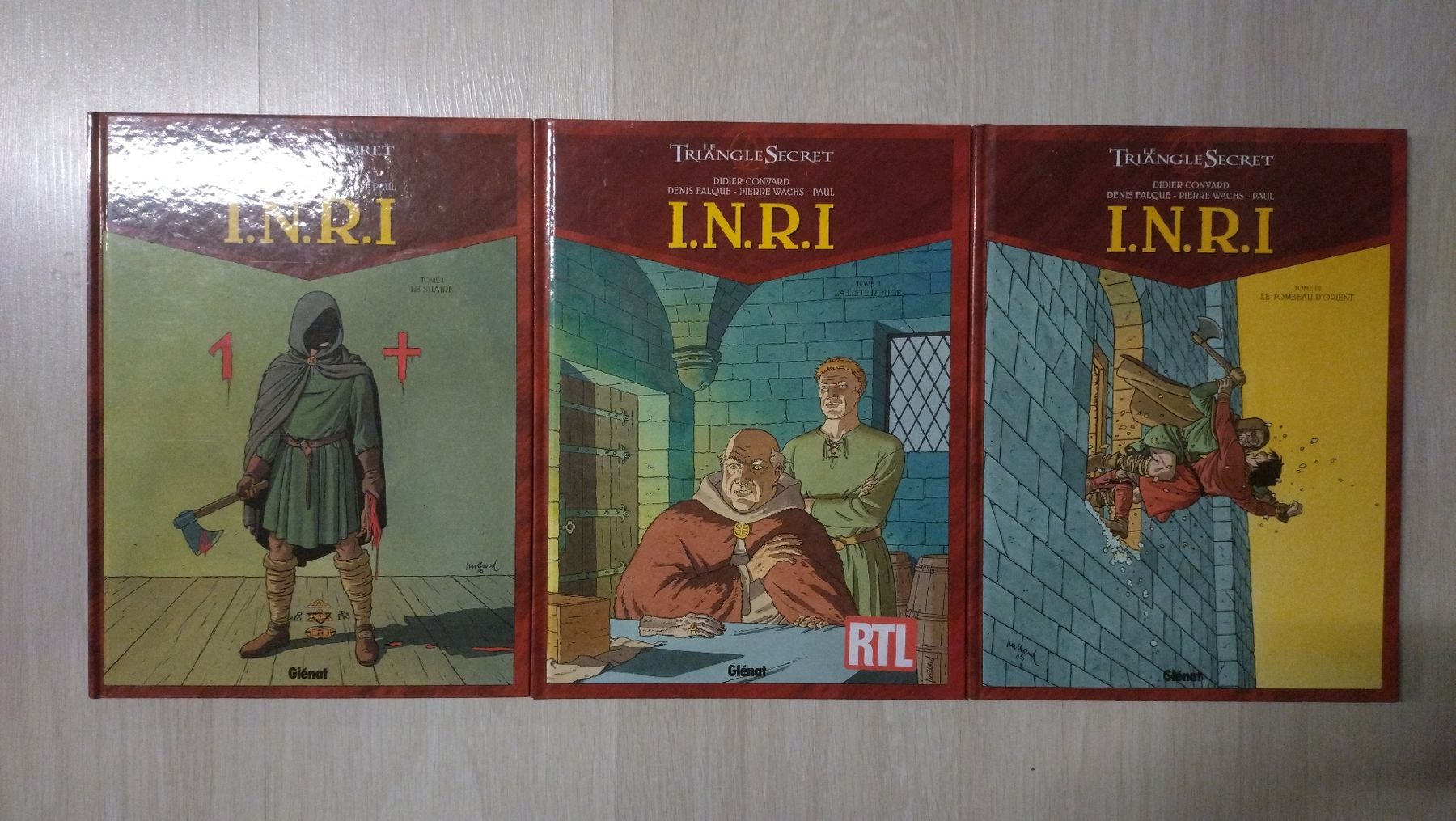 Fumetti: Lot de 3 BD Le Triangle Secret, Tome 1 à 3 – Usato da Farvagny-le-Grand venduto da LaCaverne
