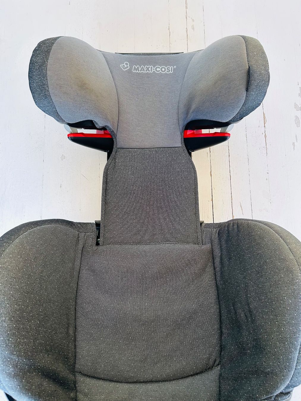 Maxi-Cosi Seggiolini per auto: MAXI-COSI Kindersitz! – Usato da Stein am Rhein venduto da Simplex1 4