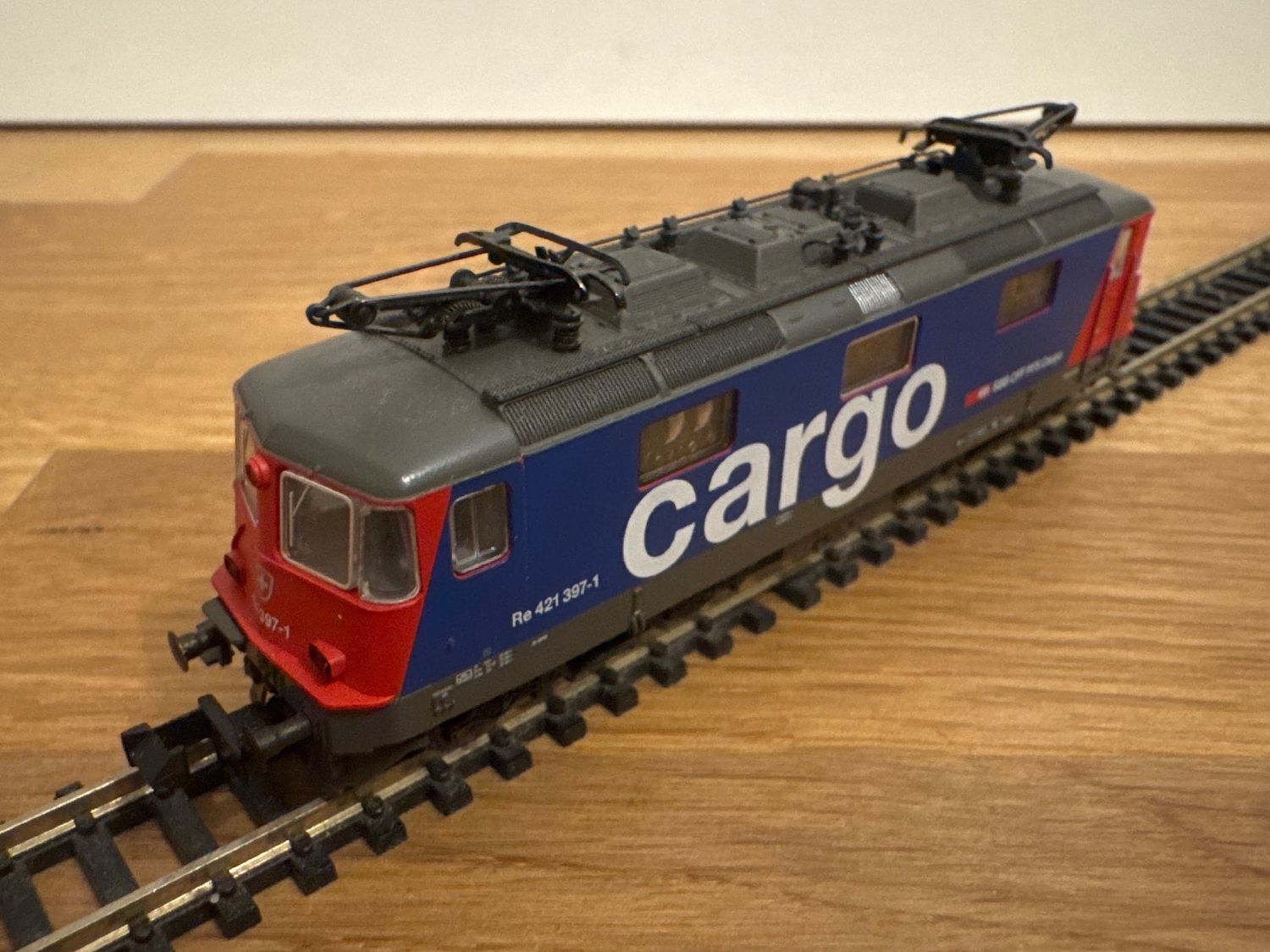 Fleischmann Modelleisenbahnen: Fleischmann 732402 SBB Re 421 397-1 Cargo Digital – Neu (gemäss Beschreibung) aus Schlierbach von Look8 2