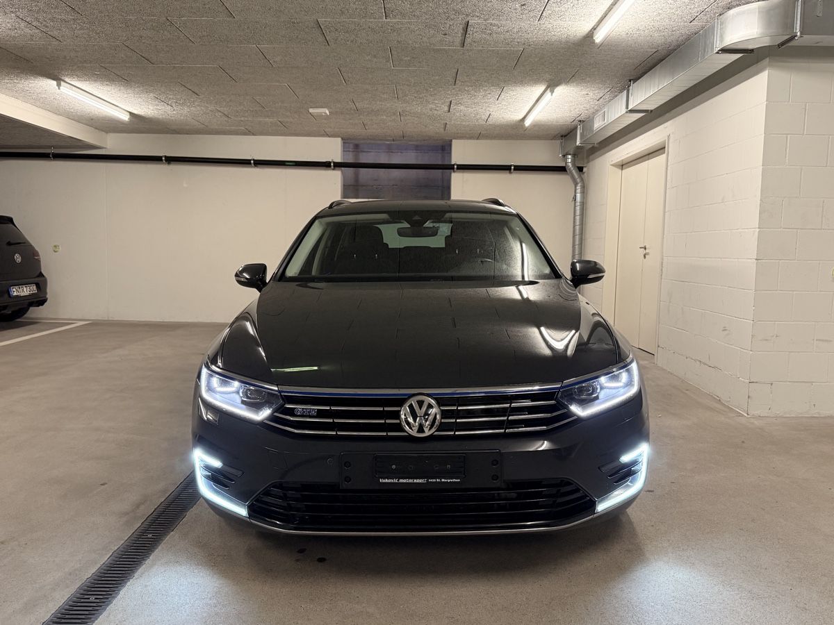 VW Automobili: VW Passat GTE / Plug-in-Hybrid – Usato da Altstätten SG venduto da Bb1700 1