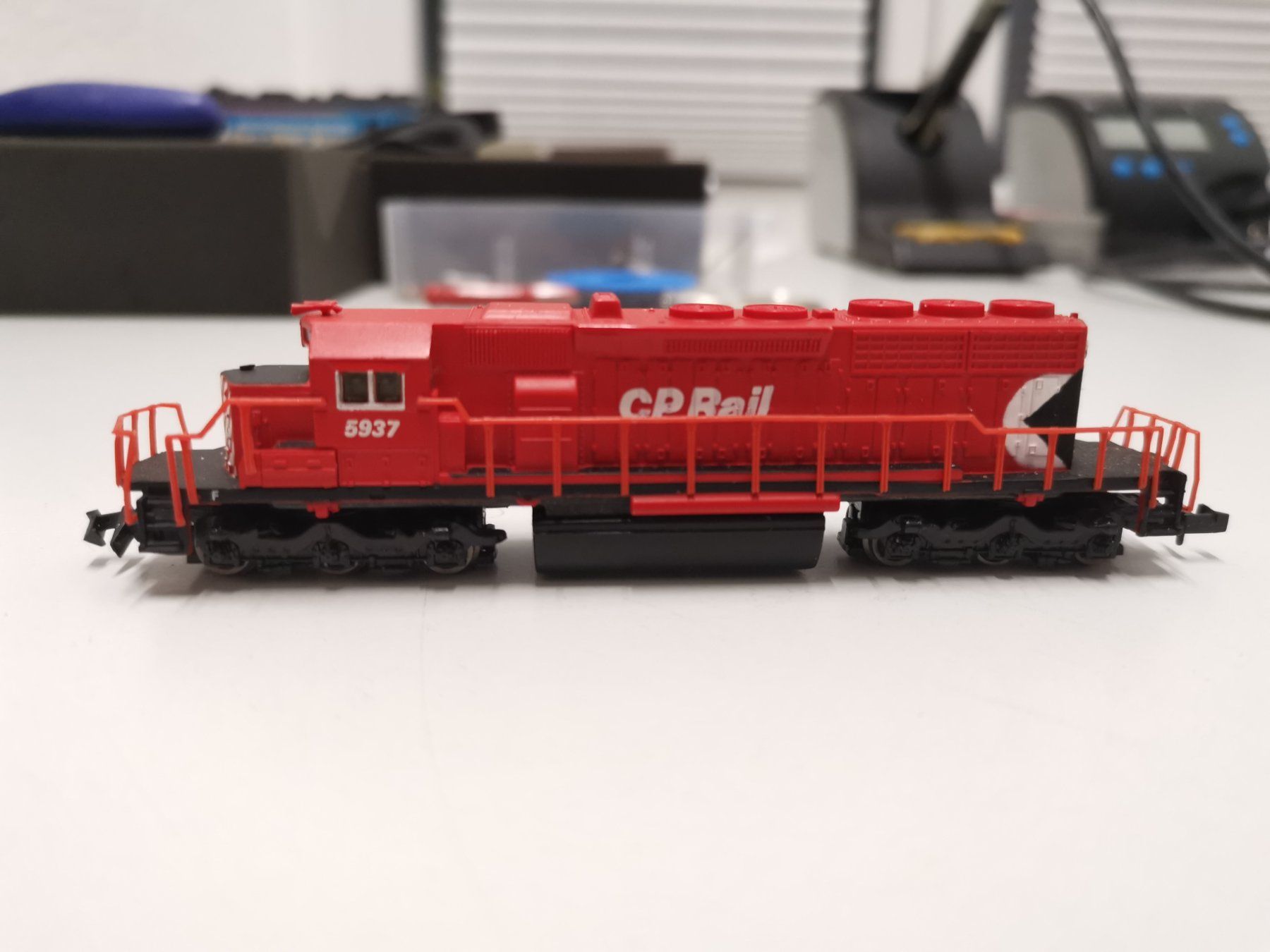 Modelleisenbahnen: Bachmann - EMD SD40-2 CP Rail 5937 – Gebraucht aus St. Margrethen SG von