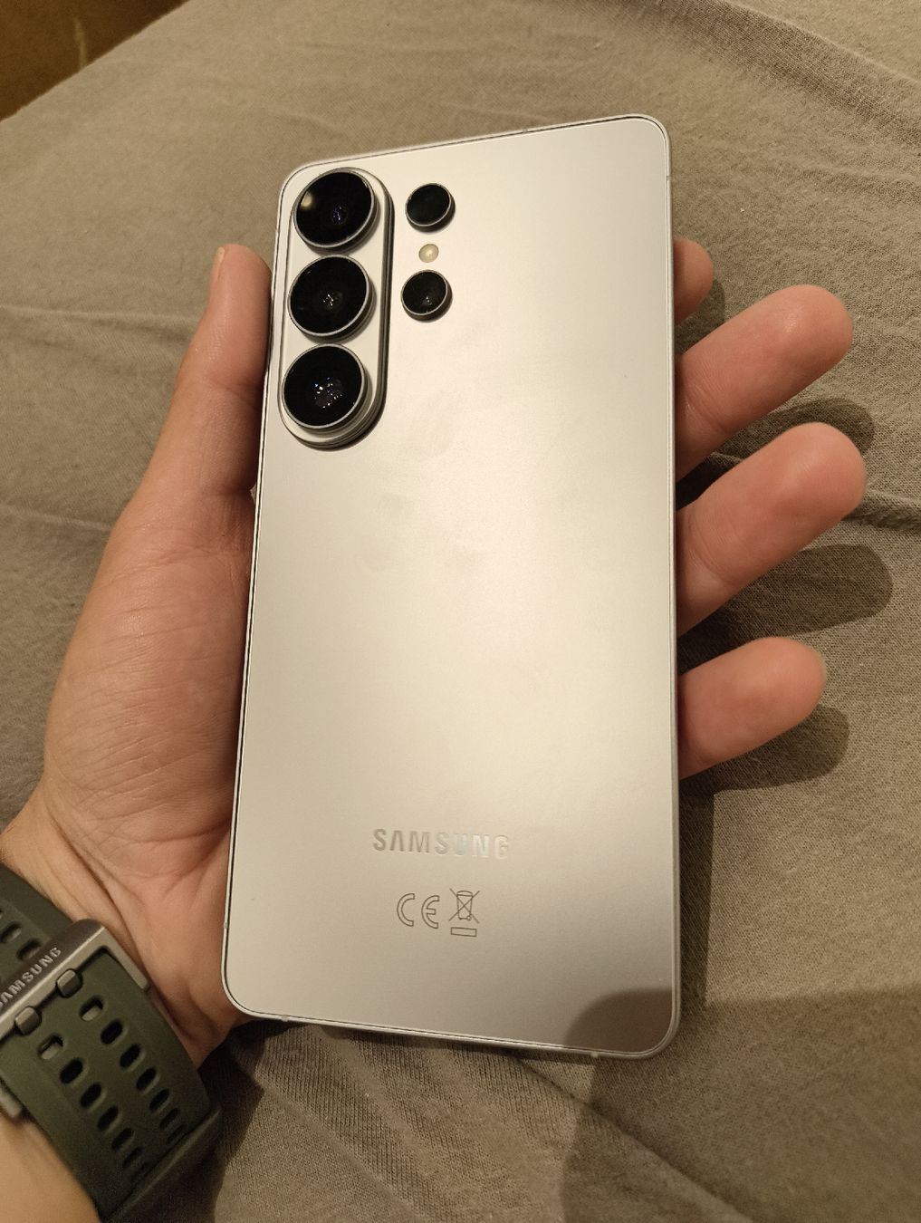 Samsung Handys / Smartphones: s26 ultra 256 GB silver shadow – Neu (gemäss Beschreibung) aus Zuchwil von nig_2z9d