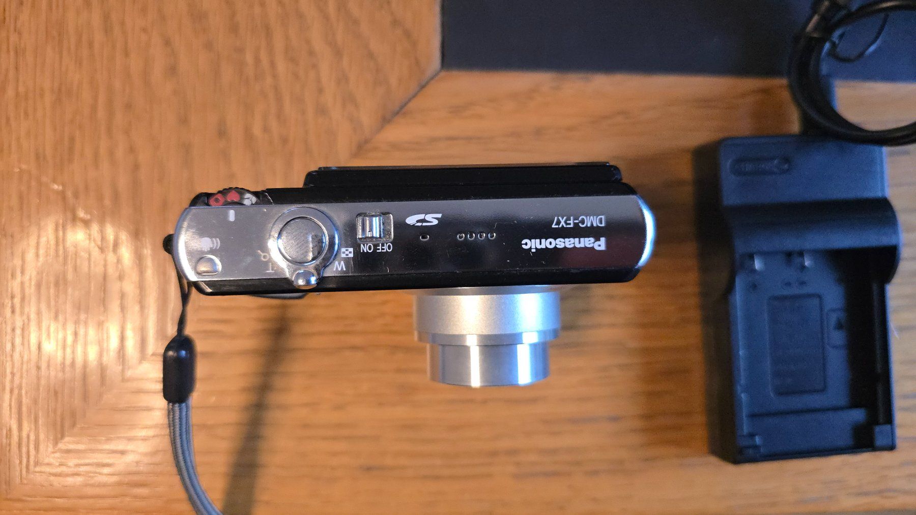 Panasonic Fotocamera: Kamera Panasonic DMC-FX7 – Usato da Wallisellen venduto da theblacksheep 7