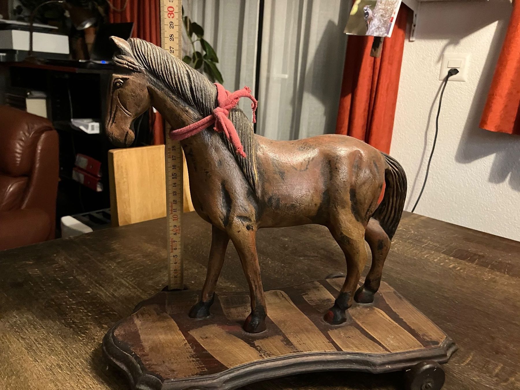Statuette: Holzpferd auf Rollen – Usato da Zürich venduto da ylluw50 5