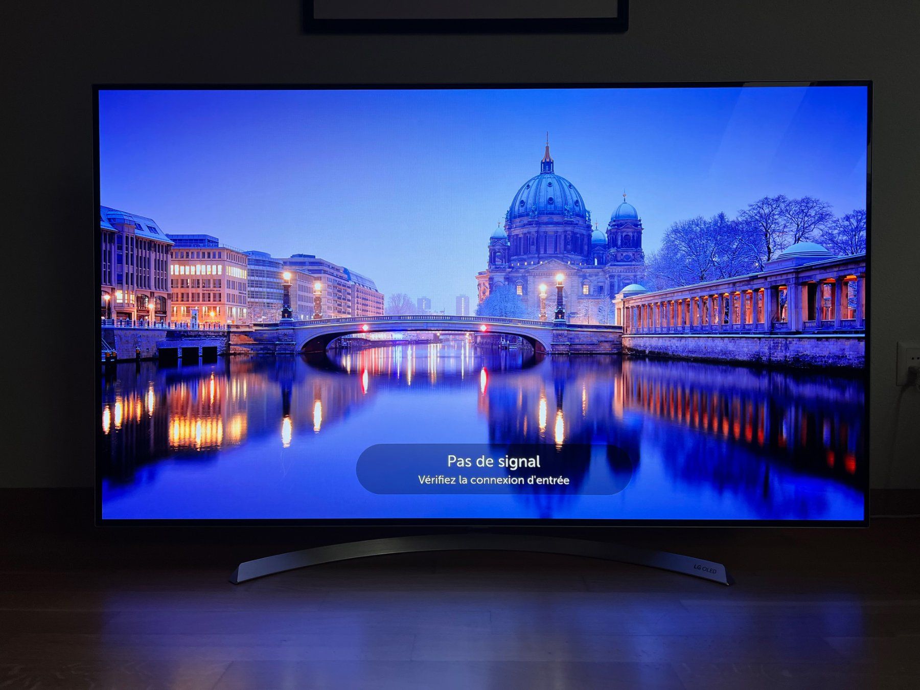 LG Televisori: TV OLED 4K LG B7 55" – Usato da Estavayer-le-Lac venduto da zip00 1