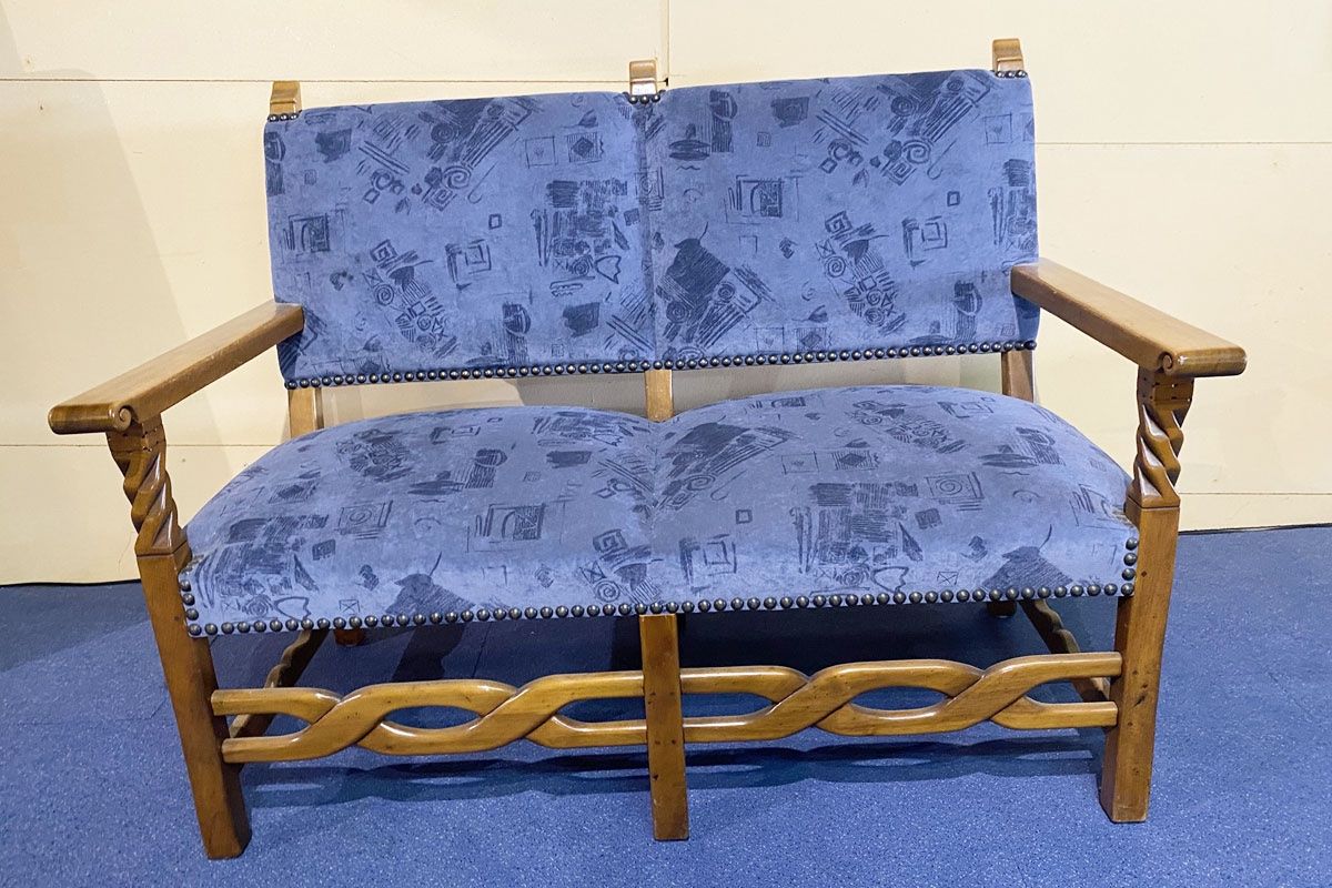 Tessuti: 2er Stoff - Holzsofa - blauer Stoffvbezug – Usato da Ballwil venduto da ClassicGallery 3