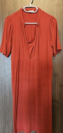Stillkleid rot, gr. 36, knielang
