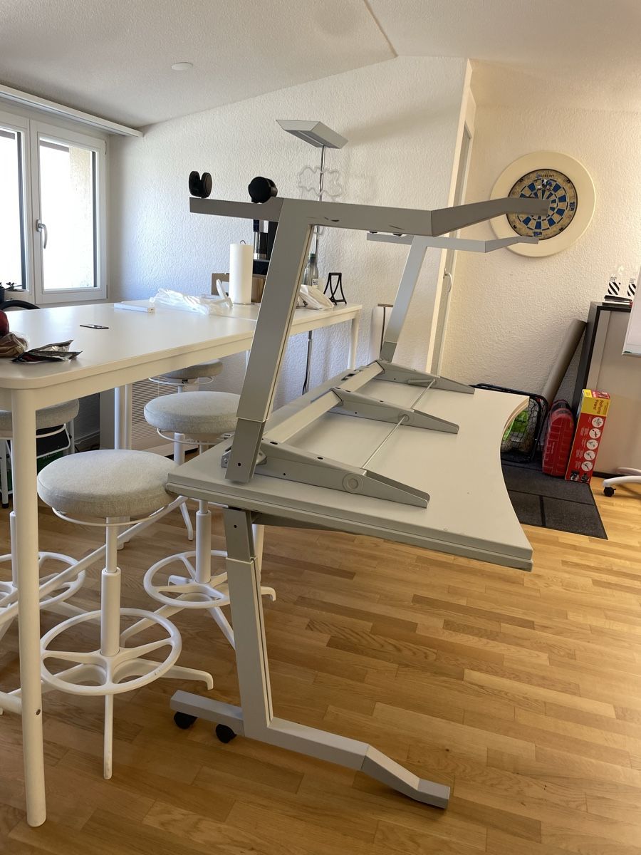Scrivanie: 6x Schreibtisch Büro Elan – Usato da Safenwil venduto da melvoo 3