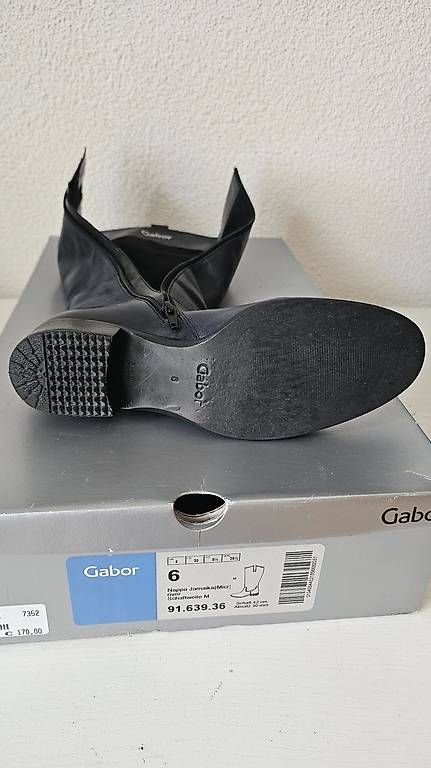 Scarpe da donna: Gabor Echtleder Stiefel, schmaler Schaft 34.5 cm – Usato da Sursee venduto da nei_7klk 1