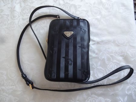 Orig. "Maison Mollerus" WILDHORN Handytasche