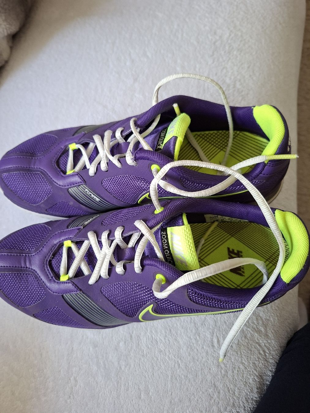 Nike Scarpe da donna: NIKE Turnschuhe, neuwertig, 41 – Nuovo (secondo la descrizione) da Aarwangen venduto da jaelli01 1