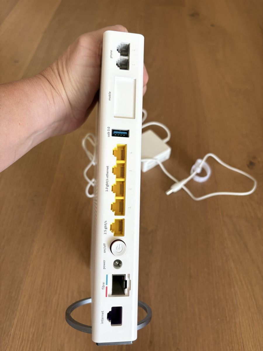 Swisscom Modem & Router: Swisscom Internet-Box 3 Router weiss gebraucht – Usato da Steffisburg venduto da Gretchenfrage 2