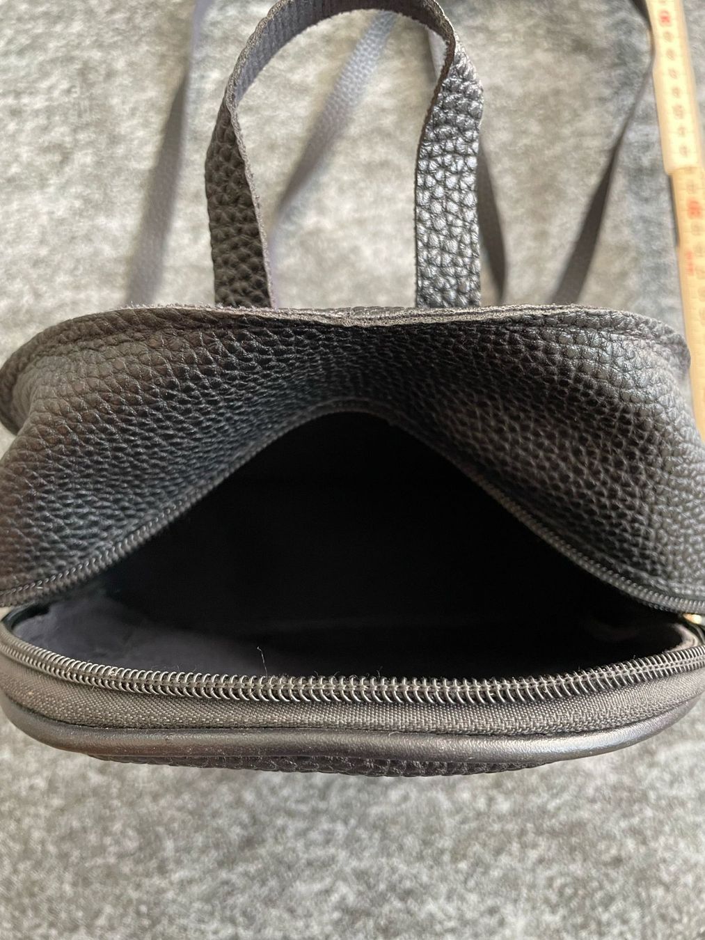 Rucksäcke: Damen Rucksack schwarz – Gebraucht aus Dübendorf von 2hot4you 2