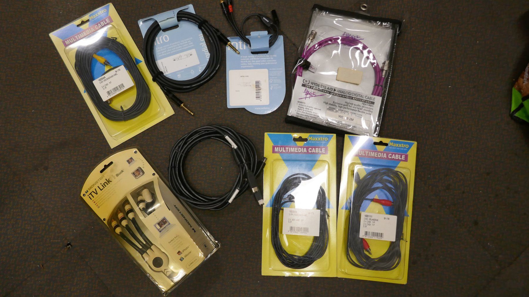 Cavi: Diverse Studio-Kabel – Nuovo (secondo la descrizione) da Wenslingen venduto da FairlightCMI 1