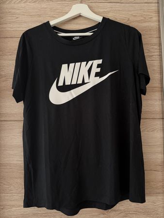 Schwarzes Nike T-Shirt, Grösse L