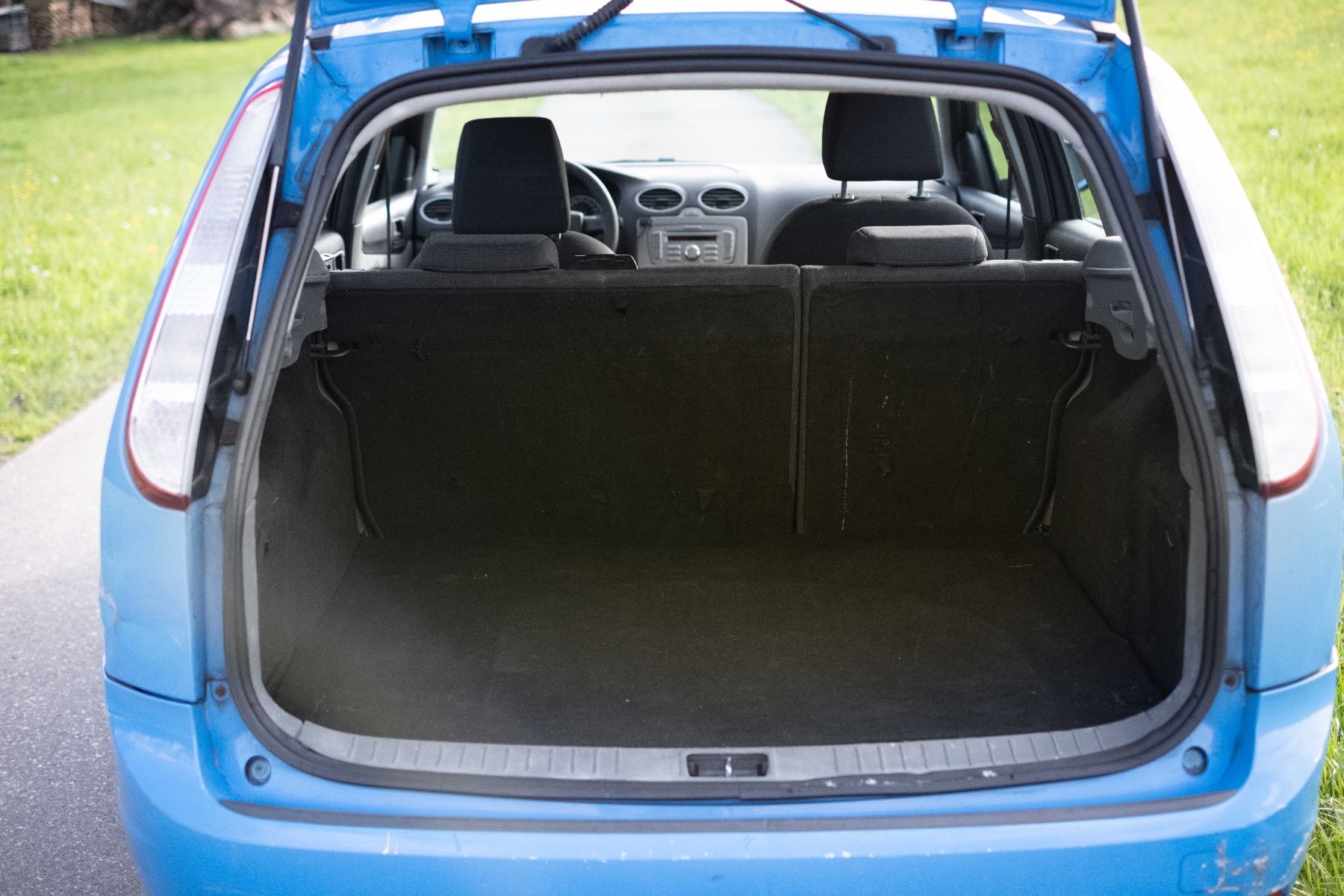 Ford Automobili: FORD FOCUS 1.6i 16V – Usato da Neuenkirch venduto da Speedy2001 5