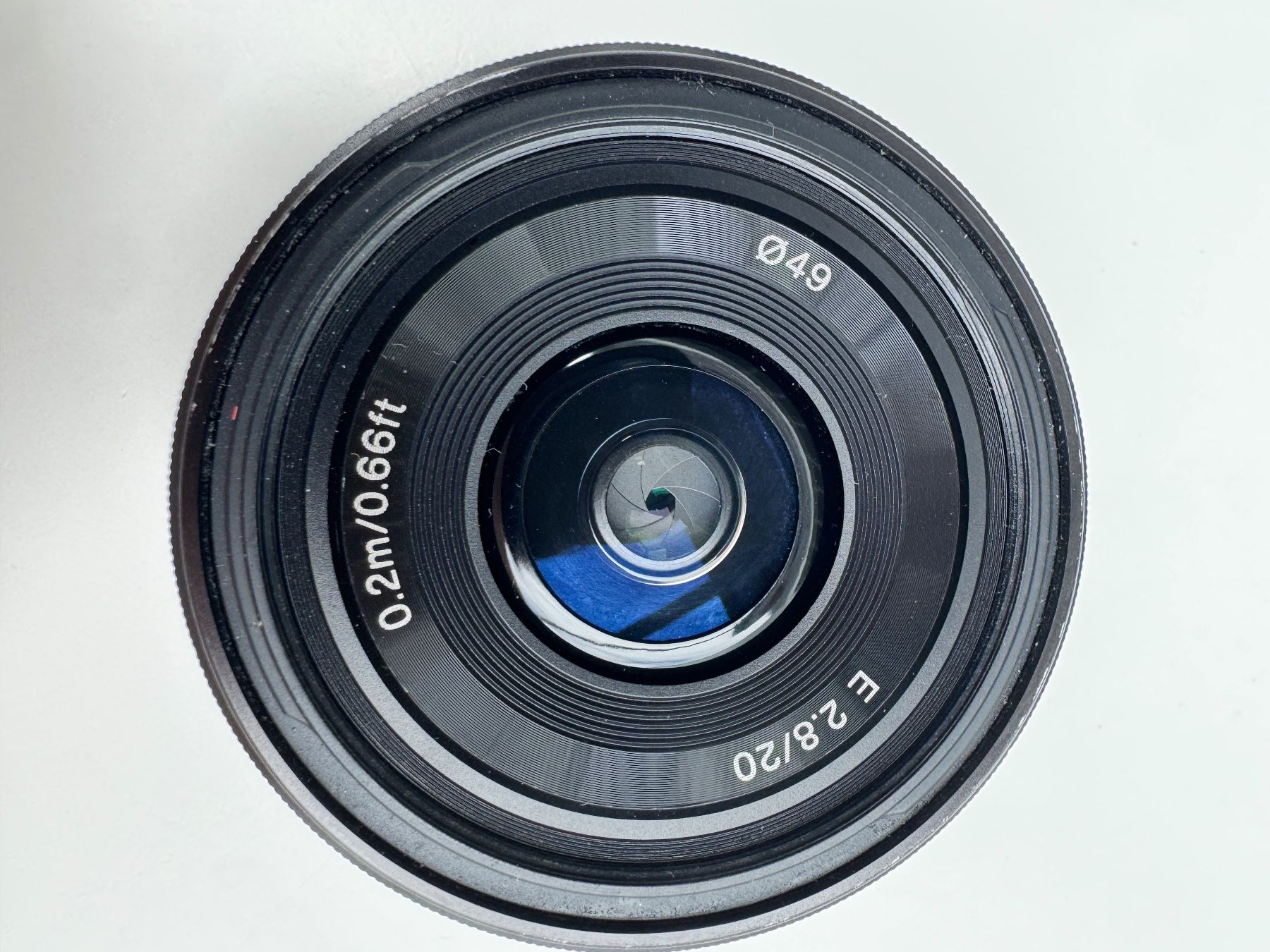 Sony Objektive: Sony E 20 mm F2.8 – Gebraucht aus Engelberg von chl_kf5j