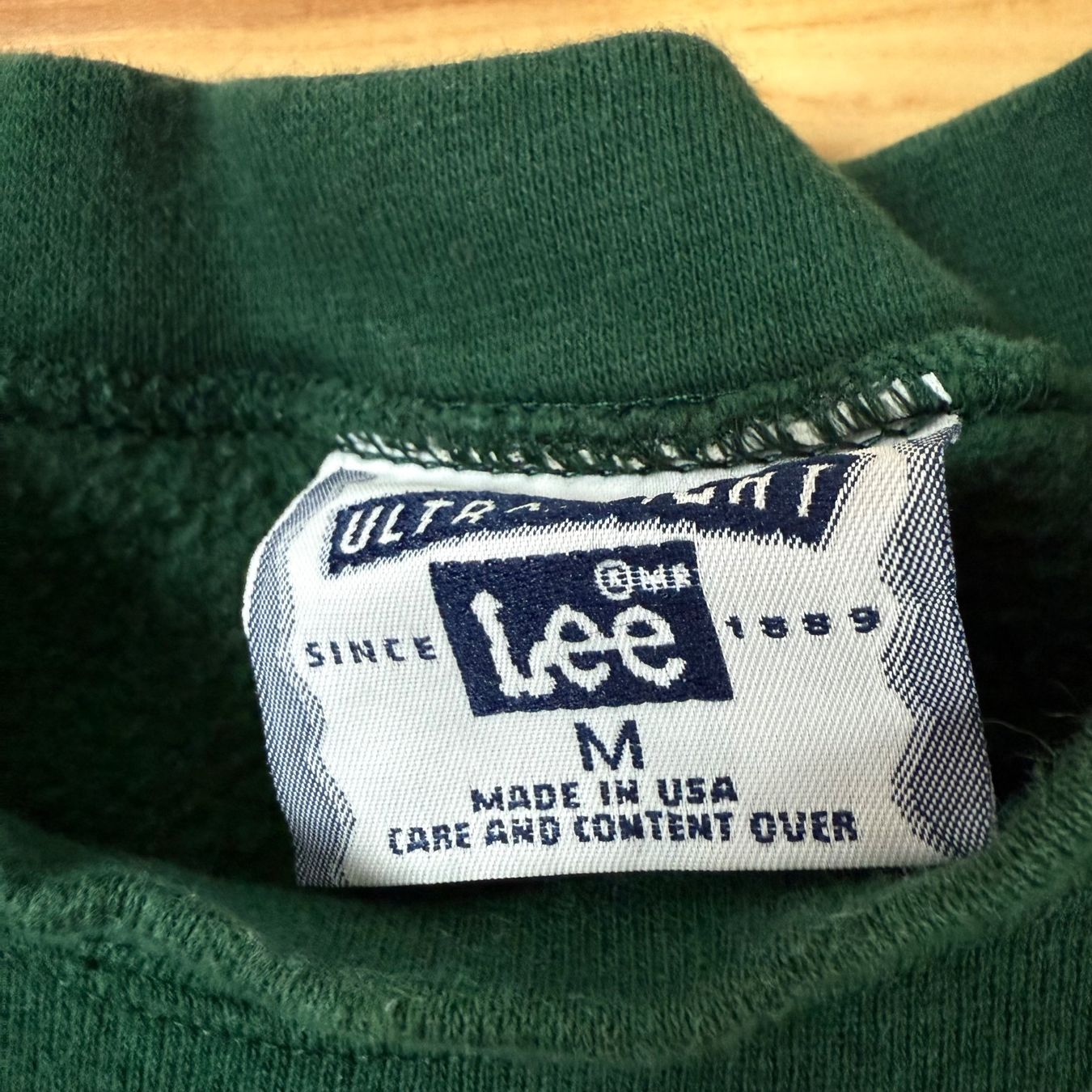 Lee Maglioni & Felpe: Vintage College Lee Sweatshirt USA – Usato da Herisau venduto da 1asupply 1