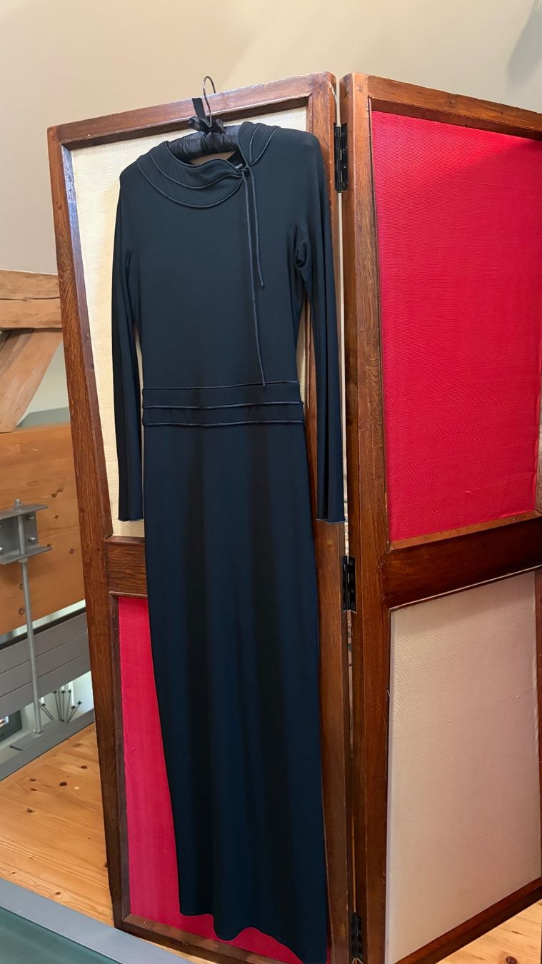 Armani Vestiti: Robe longue Giorgio ARMANI – Usato da Roche VD venduto da ann_s5tc